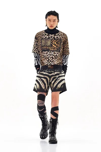 Look 26